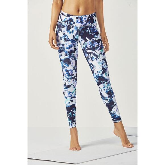Fabletics Salar Define Mid Rise Legging Monarch Print Sz. XS NEW - Picture 3 of 10